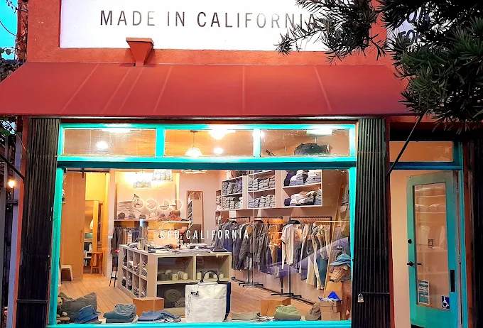 Save Khaki United storefront at 3817 W. Sunset Blvd.